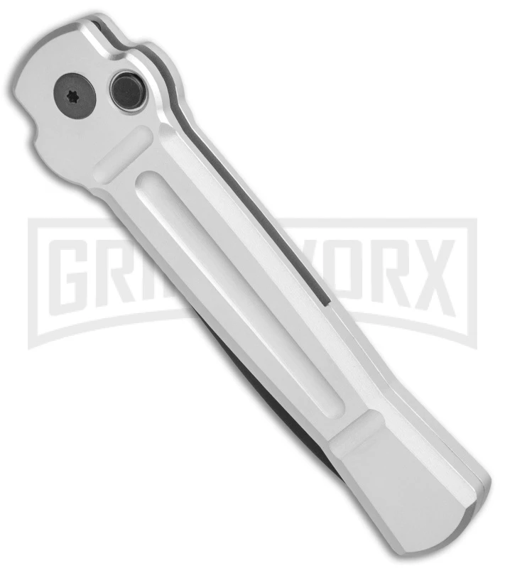 AKC X-treme Ace Silver Automatic Knife - Two Tone 4 AKC X-treme Ace Silver Automatic Knife - Two Tone - Image 2