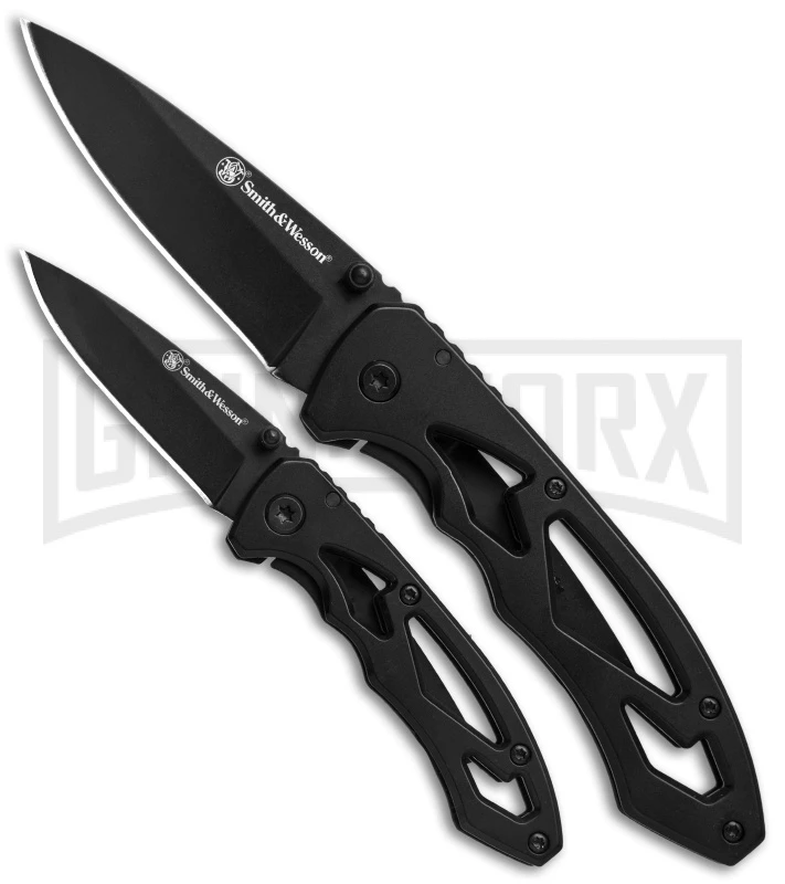 Smith & Wesson Black Folding Knife Combo - Set Of 2 3 Smith & Wesson Black Folding Knife Combo - Set Of 2