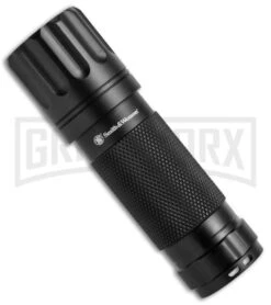 Smith & Wesson 2-Piece Combo Set W/Folding Knife And Galaxy Flashlight -Best Knife Shop Smith and Wesson Folding Knife Galaxy Flashlight Combo Set of 2 SWP17 8CP BHQ 75991 jr flashlight large