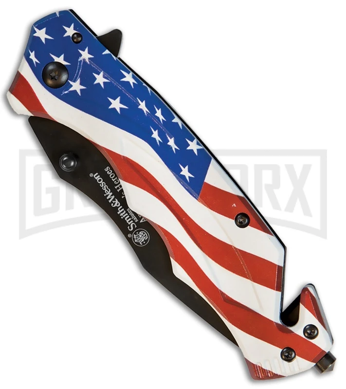 Smith & Wesson America's Heroes U.S. Flag Folding Knife - Black 4 Smith & Wesson America's Heroes U.S. Flag Folding Knife - Black - Image 2