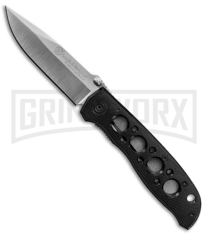 Smith & Wesson Extreme Ops CK105BK Black Folding Knife - Satin Plain 3 Smith & Wesson Extreme Ops CK105BK Black Folding Knife - Satin Plain