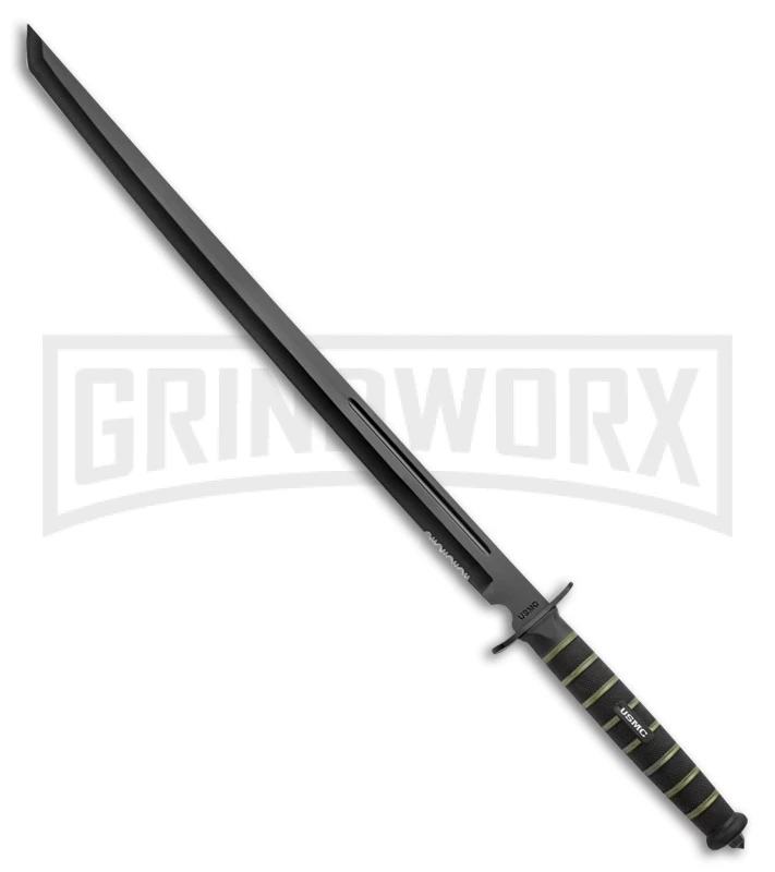 United Cutlery USMC Blackout Combat Black/Green Rubber Sword - Black Serr 3 United Cutlery USMC Blackout Combat Black/Green Rubber Sword - Black Serr